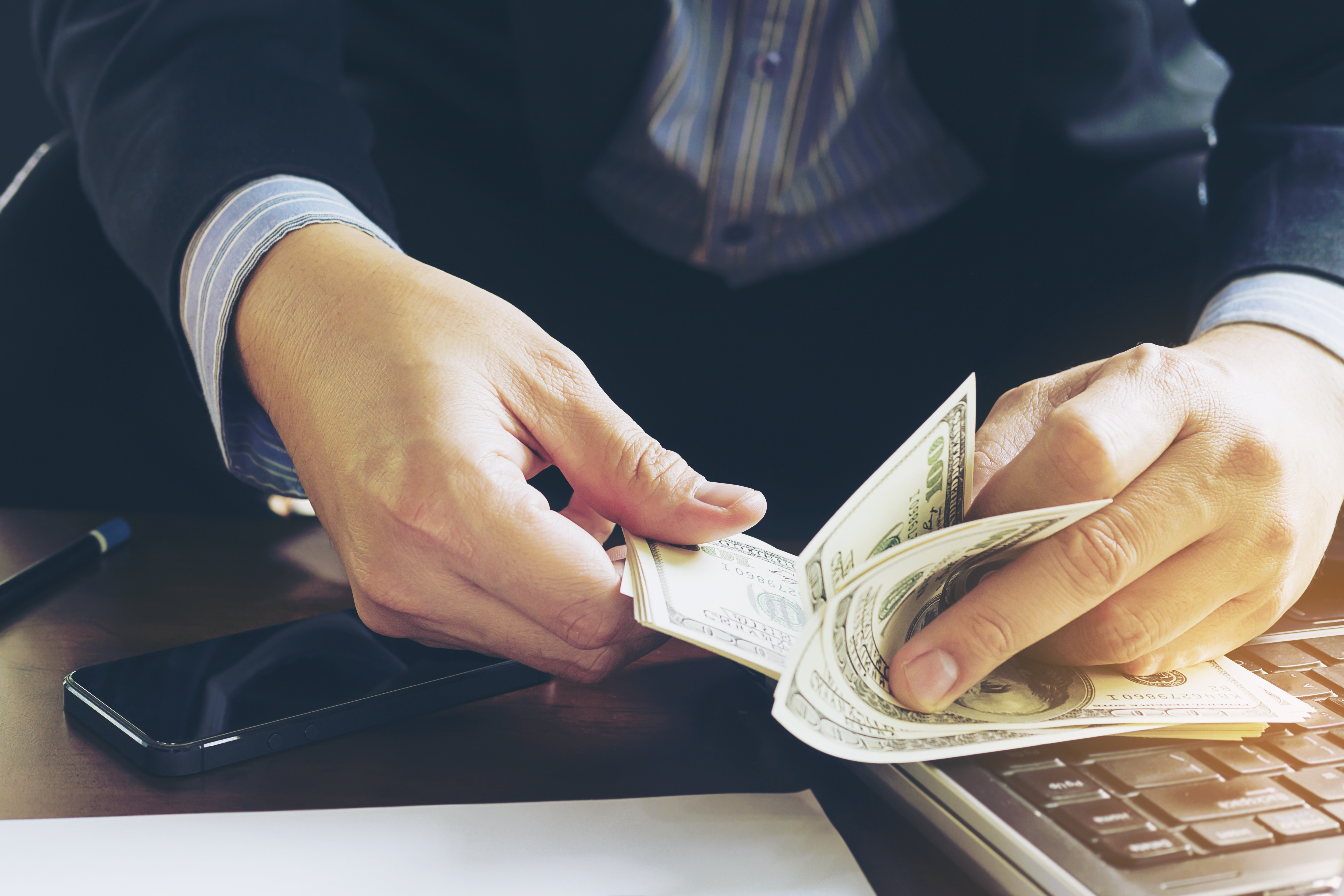 Bootstrapping vs Borrowing: Which Path Fits Your Business?